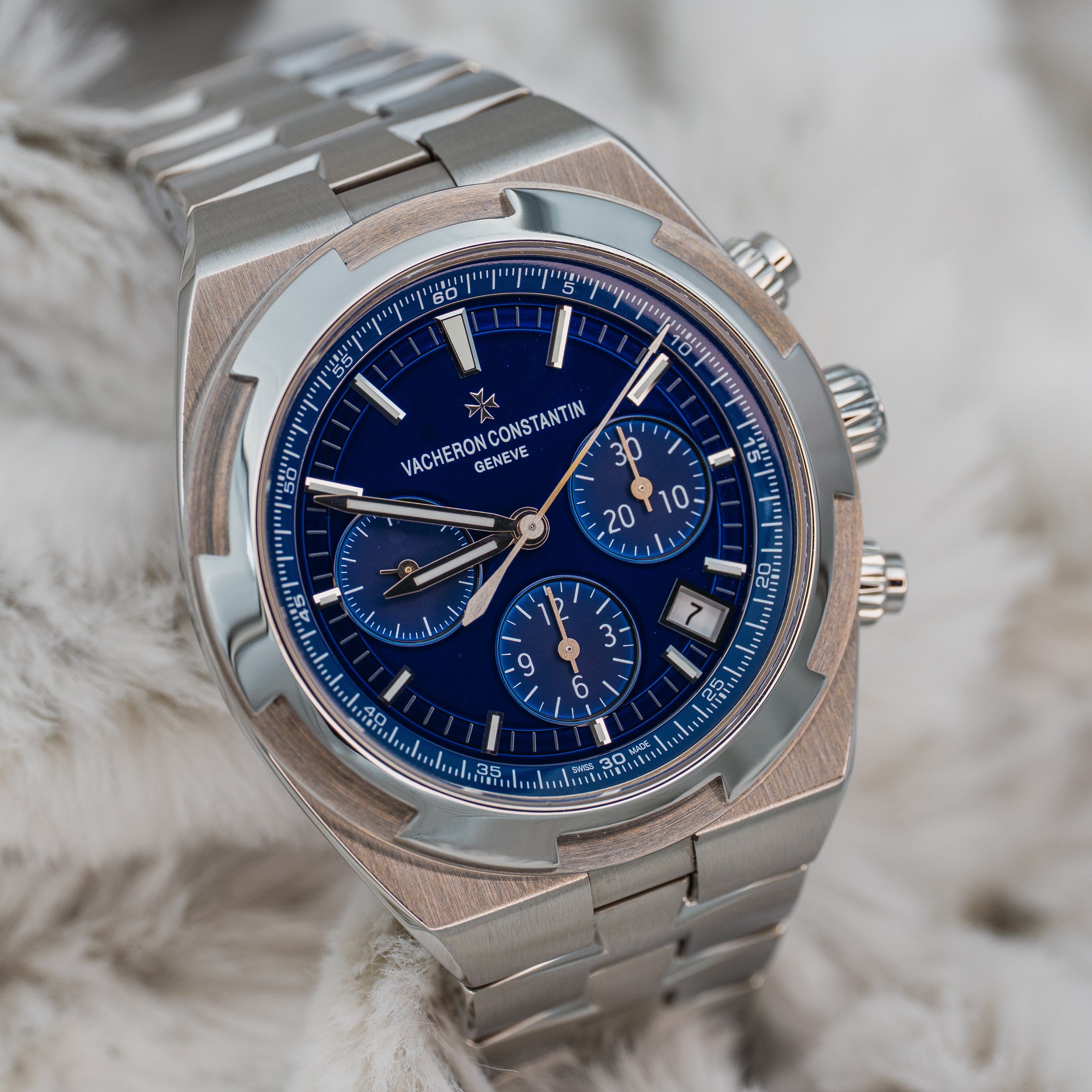 2018 Vacheron Constantin 5500V Chronograph Blue Dial Stainless Steel Full Set