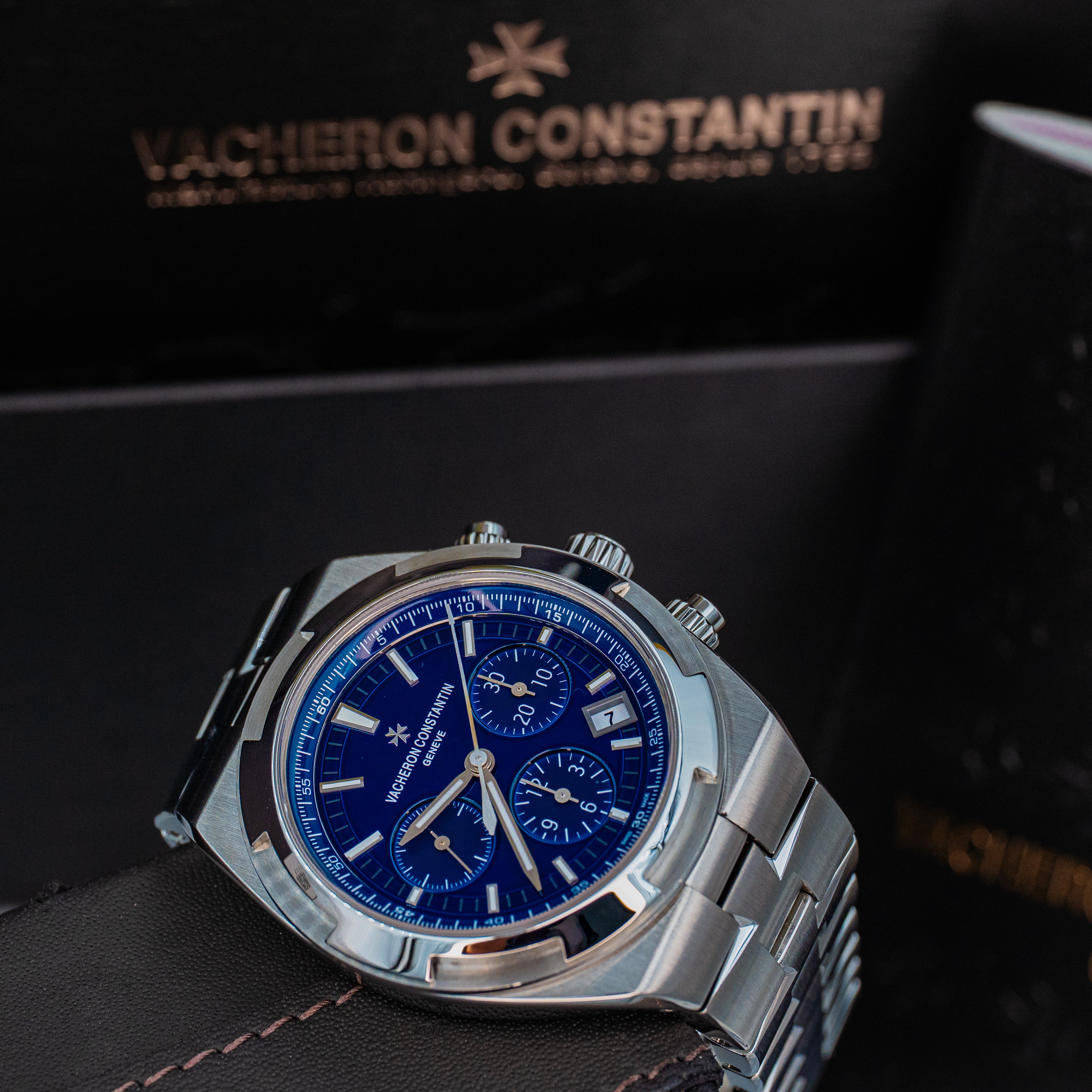 2018 Vacheron Constantin 5500V Chronograph Blue Dial Stainless Steel Full Set
