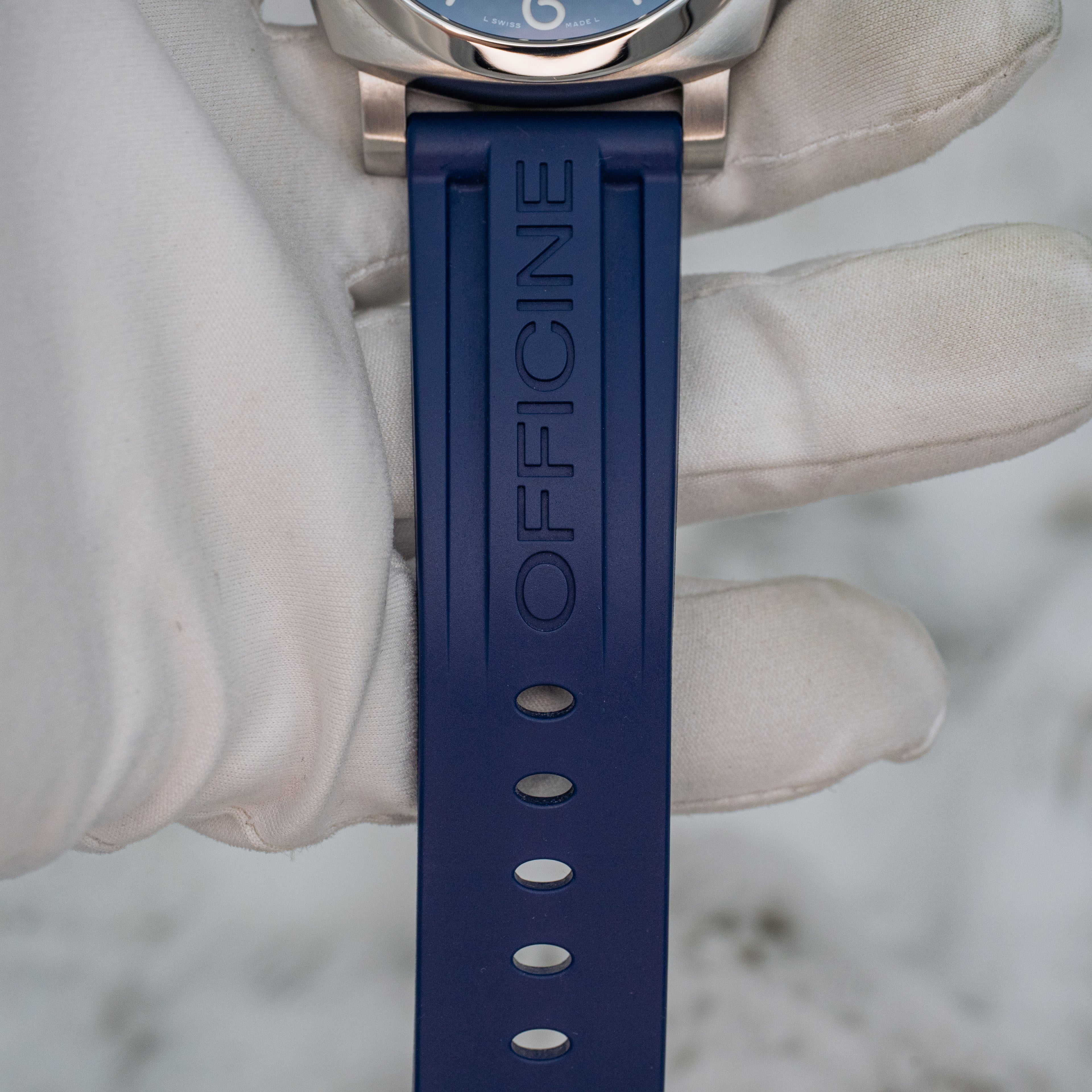 2021 Panerai Luminor Marina PAM01313 Blue Dial on Blue Strap Steel 44mm B+P