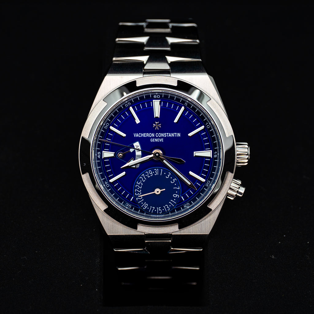 2023 Vacheron Constantin Overseas Dual Time 7900V/110A-B334 Sunburst Blue Dial Stainless Steel B+P