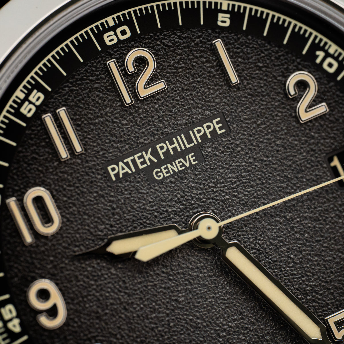 2024 Patek Philippe Calatrava 5226G-001 White Gold Unworn Nubuck Leather Strap B+P