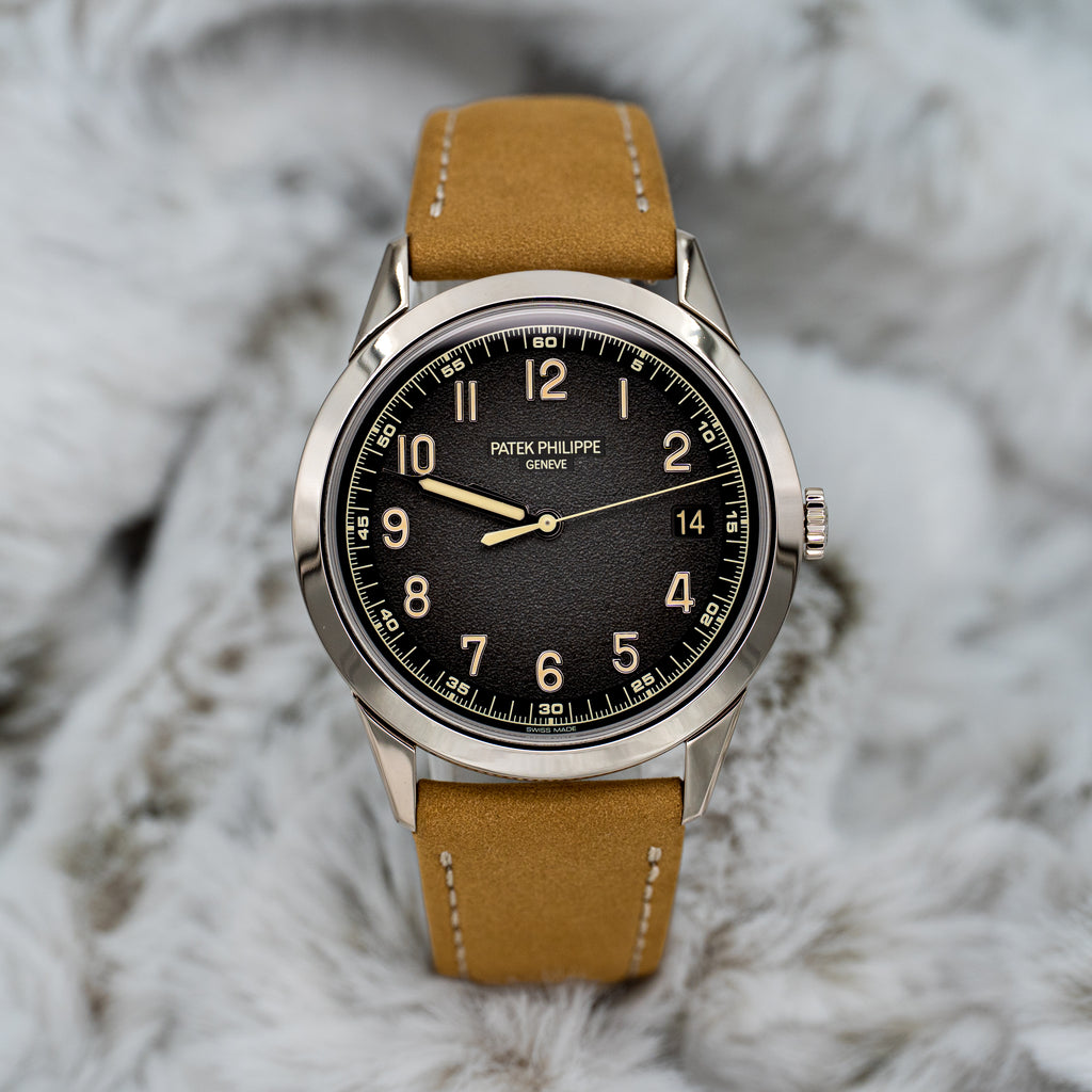 2024 Patek Philippe Calatrava 5226G-001 White Gold Unworn Nubuck Leather Strap B+P
