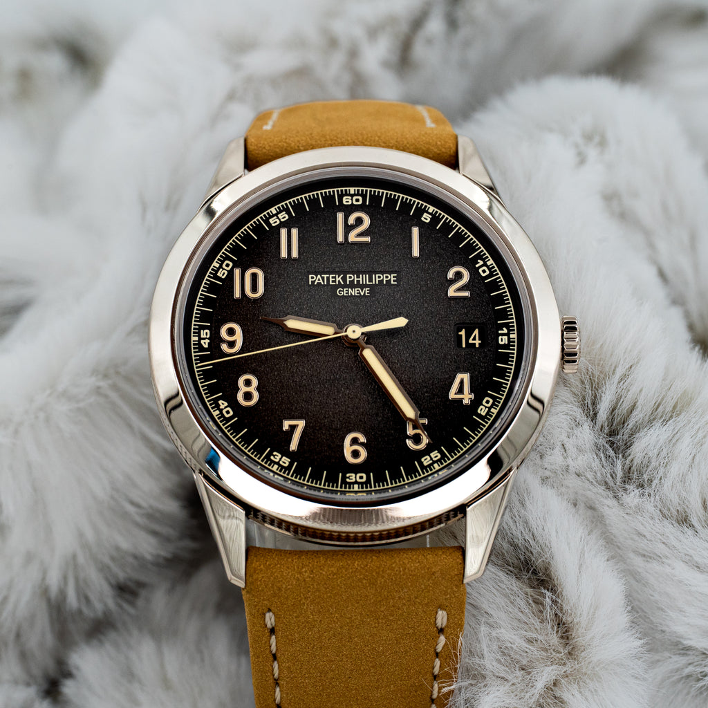 2024 Patek Philippe Calatrava 5226G-001 White Gold Unworn Nubuck Leather Strap B+P