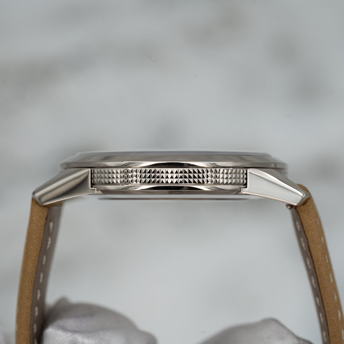 2024 Patek Philippe Calatrava 5226G-001 White Gold Unworn Nubuck Leather Strap B+P