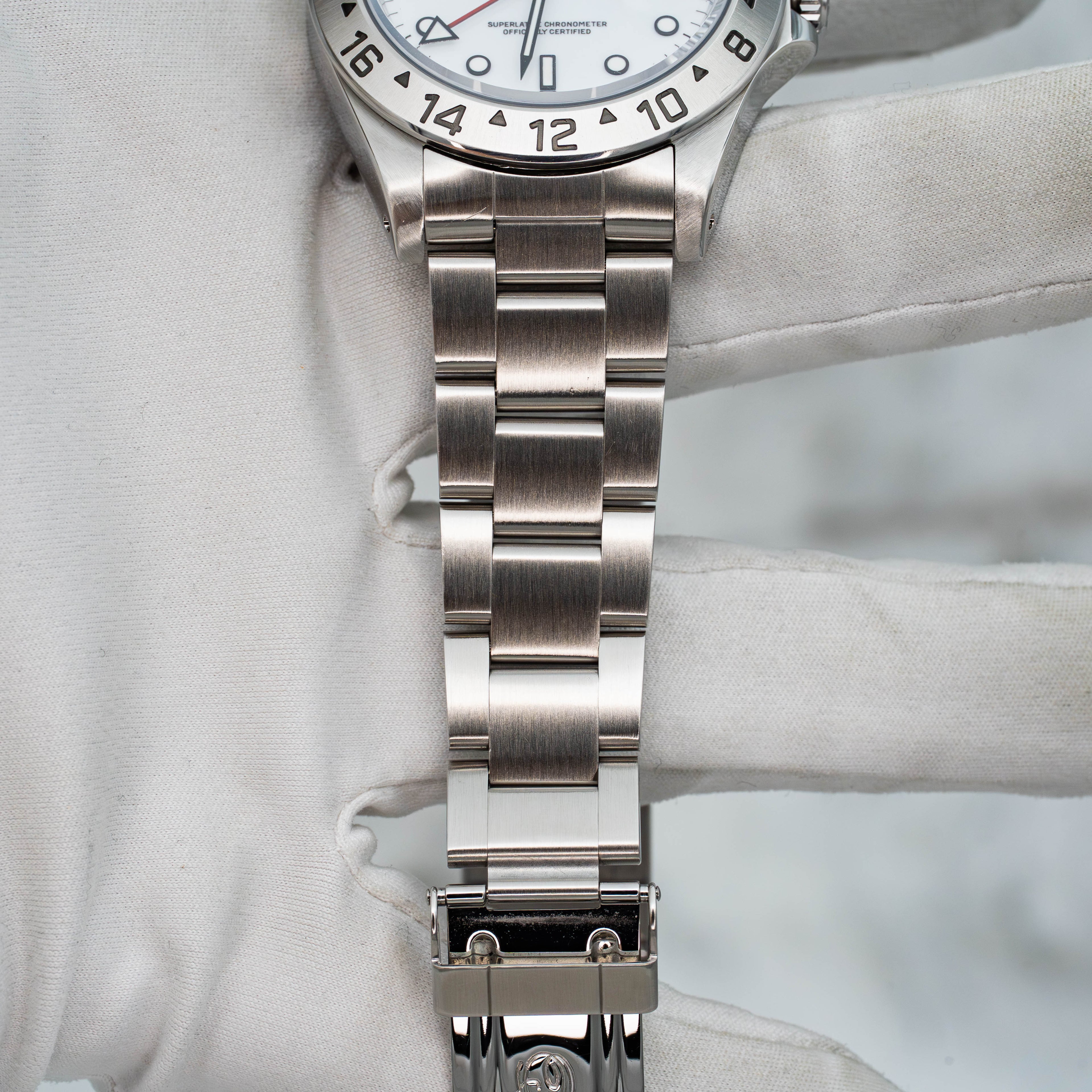 Rolex Explorer II GMT 40mm 16570 White Polar Dial Stainless Steel B+P