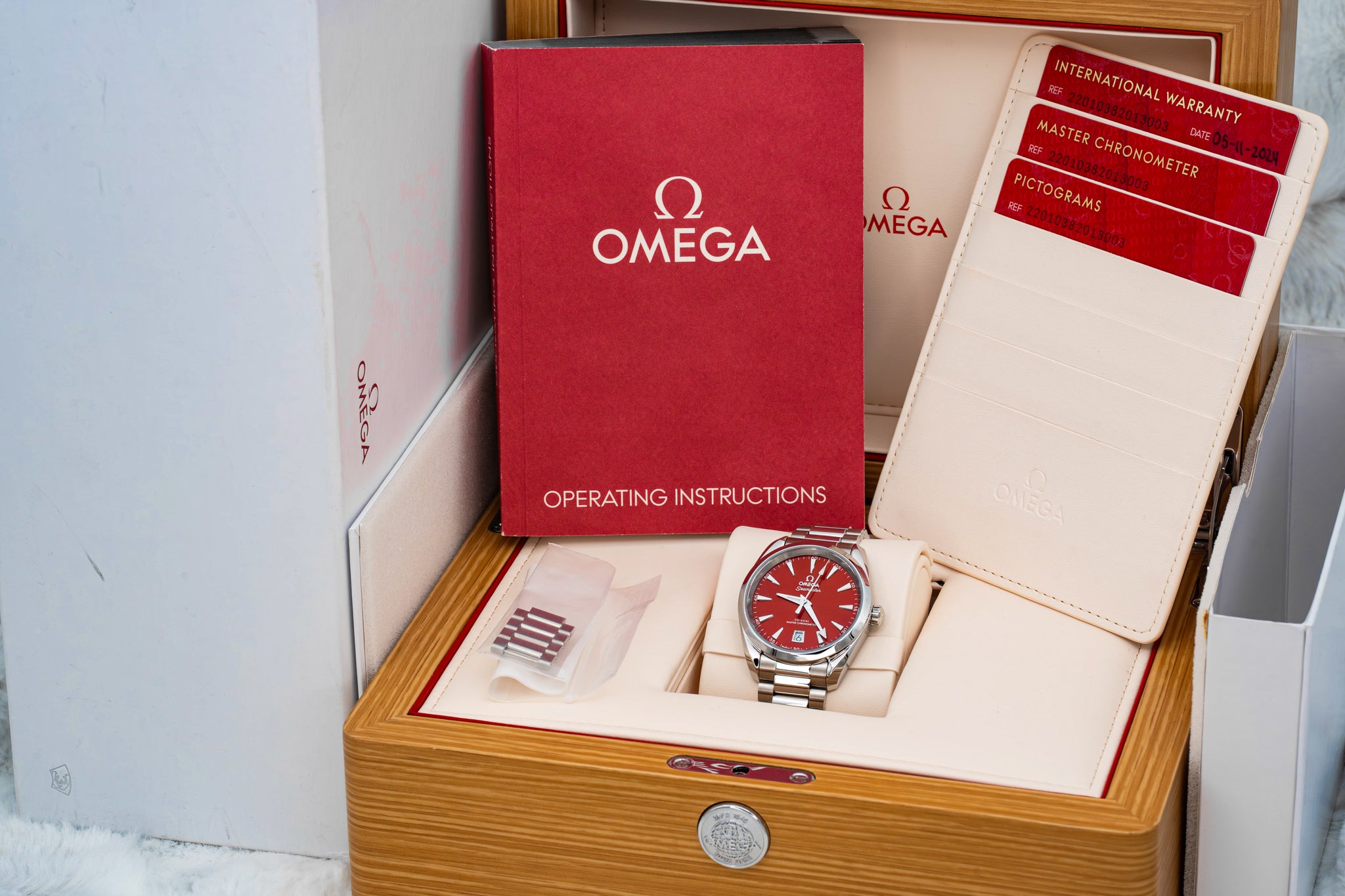 2024 Omega Seamaster Aqua Terra 38 Red Dial on Bracelet 220.10.38.20.13.003 B+P