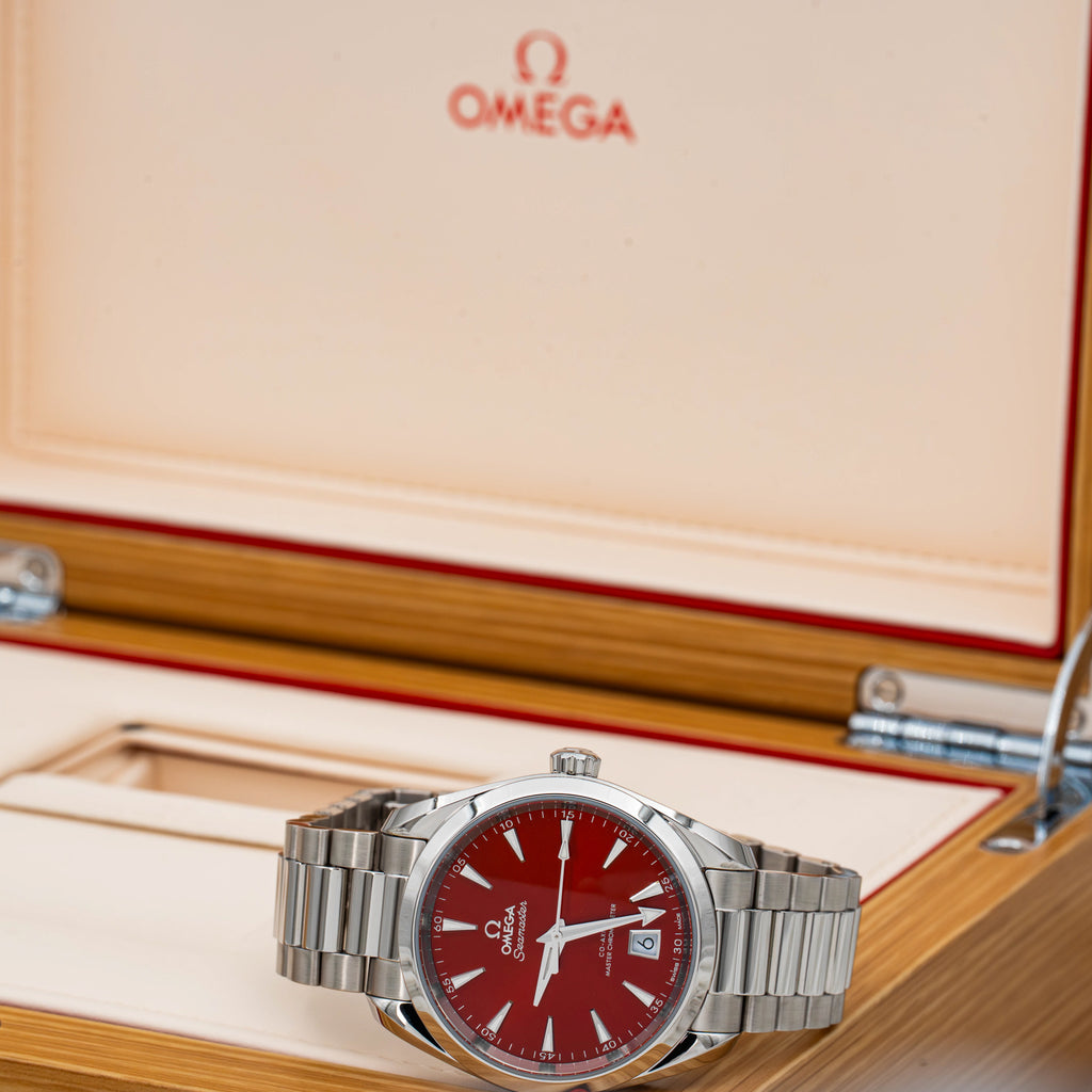 2024 Omega Seamaster Aqua Terra 38 Red Dial on Bracelet 220.10.38.20.13.003 B+P