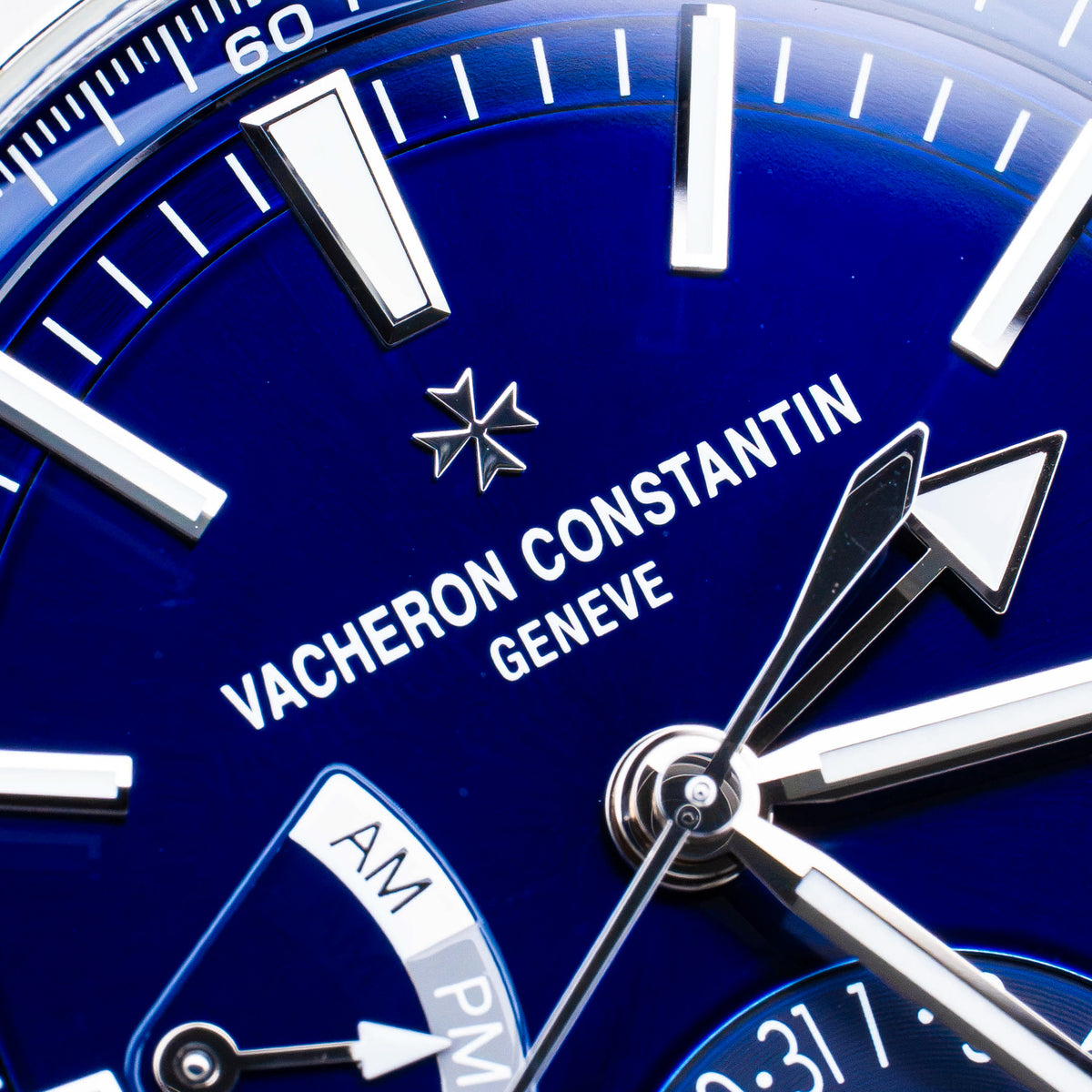 2024 Vacheron Constantin Overseas Dual Time 7920V Sunburst Blue Dial Steel