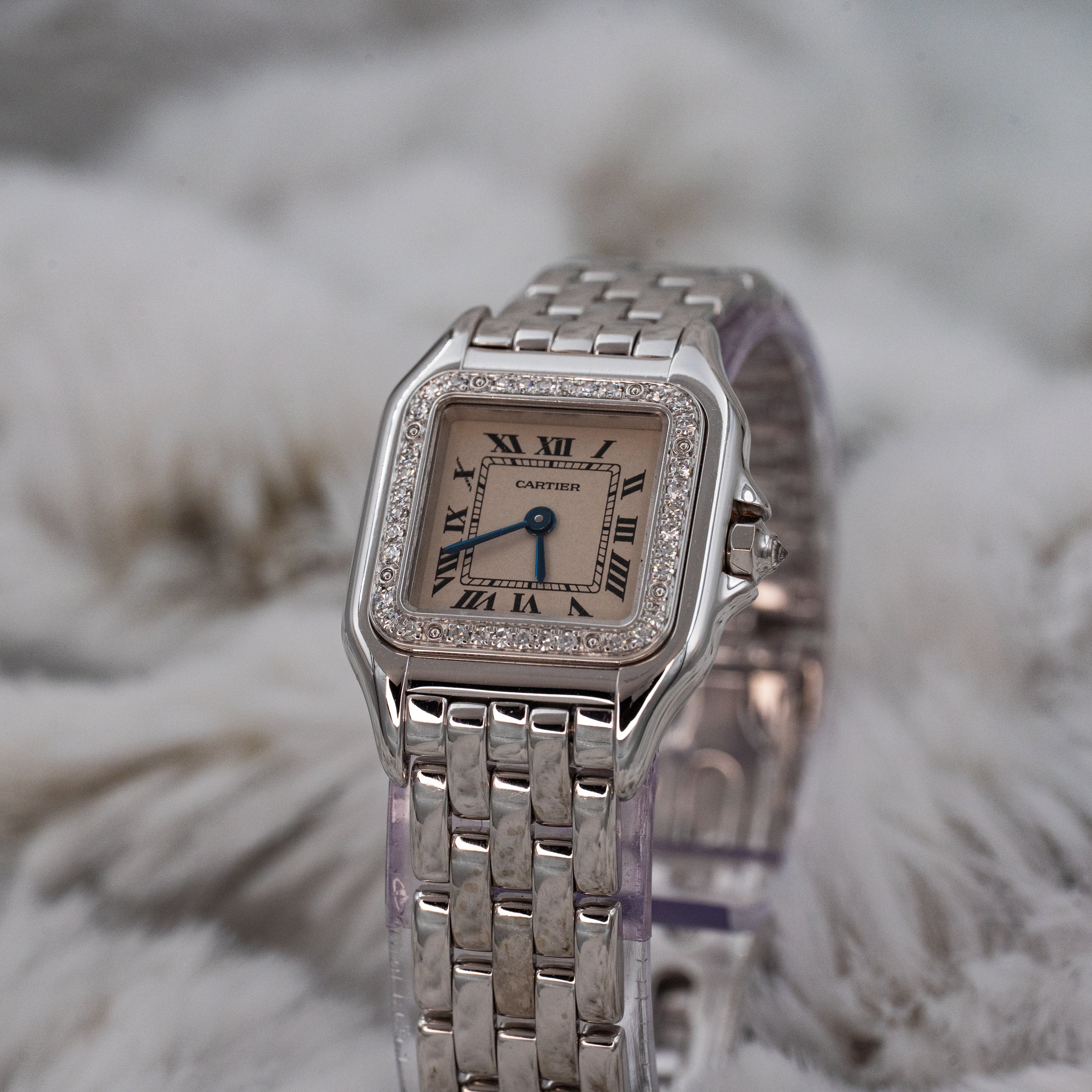 Cartier Panthere 1660 Quartz 18k White Gold Ladies 22mm w Cartier Travel Case